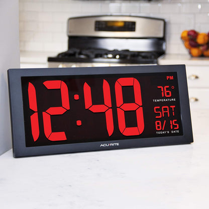 Digital Clock, 14.5-Inch / Red